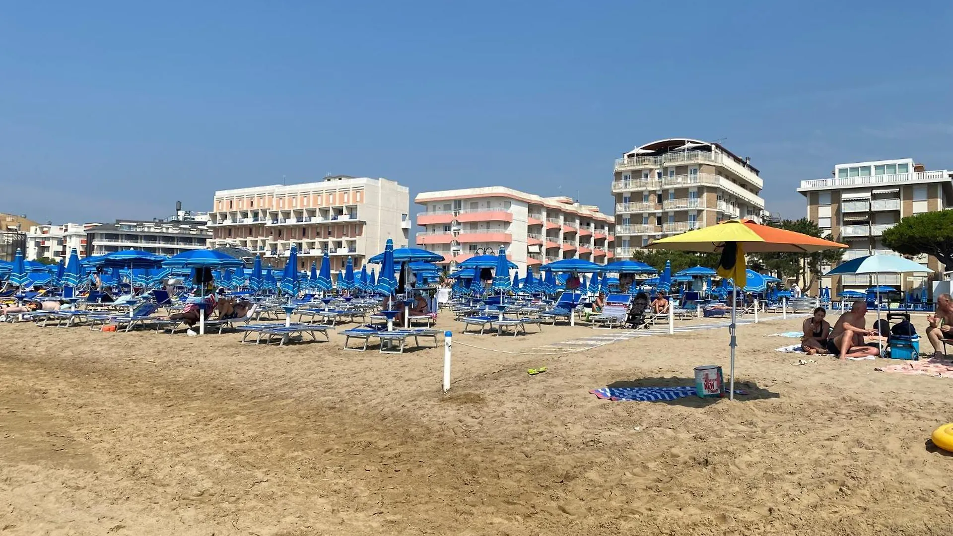 Rooftop Onda Blu Vista Mare - Aria - A 150 Mt Dalla Spiaggia Lido di Jesolo 0*,  Italien